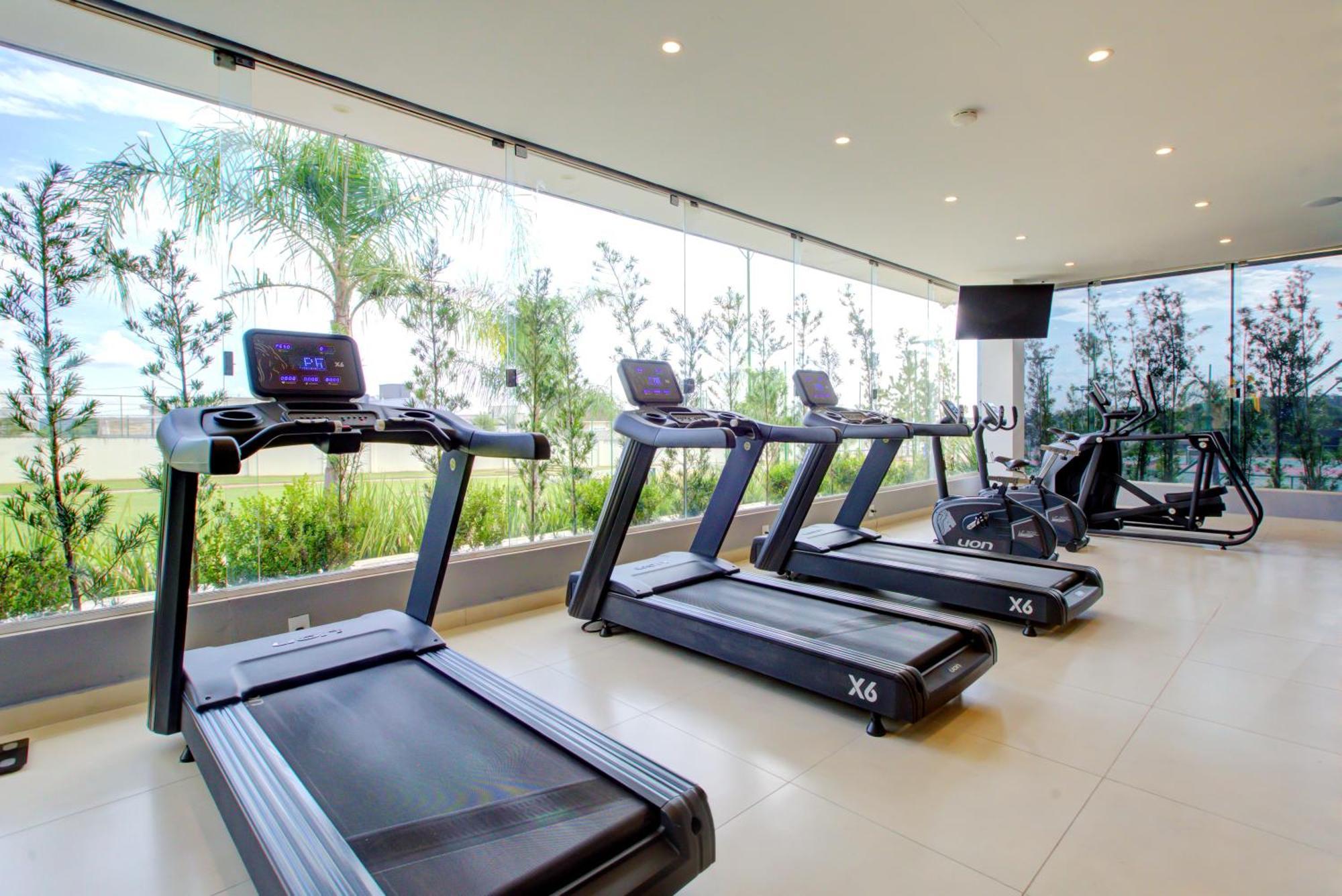Doubletree By Hilton - Resort - Фос ду Игуасу Екстериор снимка A gym at a hotel