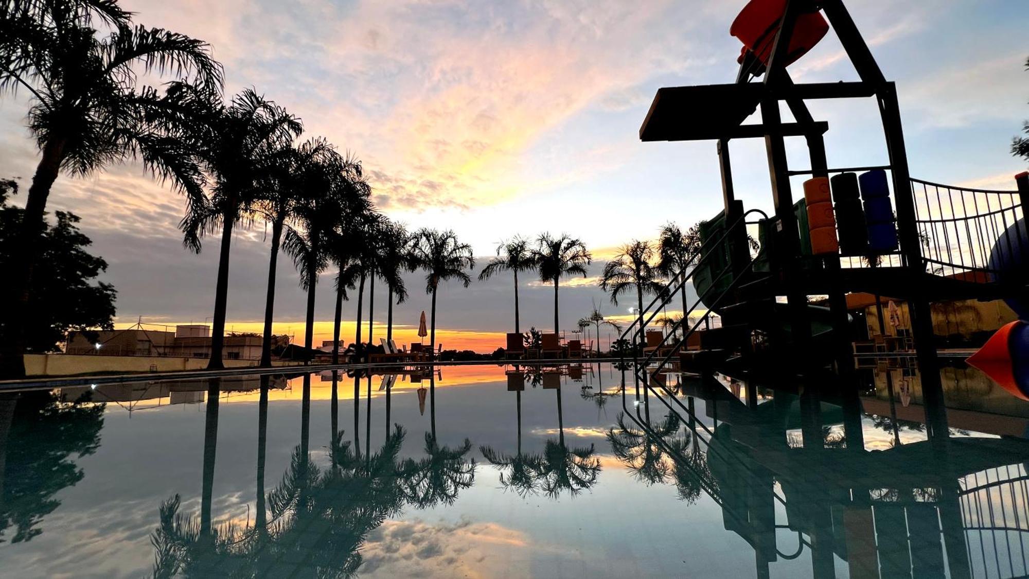 Doubletree By Hilton - Resort - Фос ду Игуасу Екстериор снимка Sunset at the Port of Miami